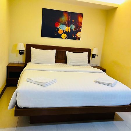 Patong Terrace Hotel Eksteriør bilde