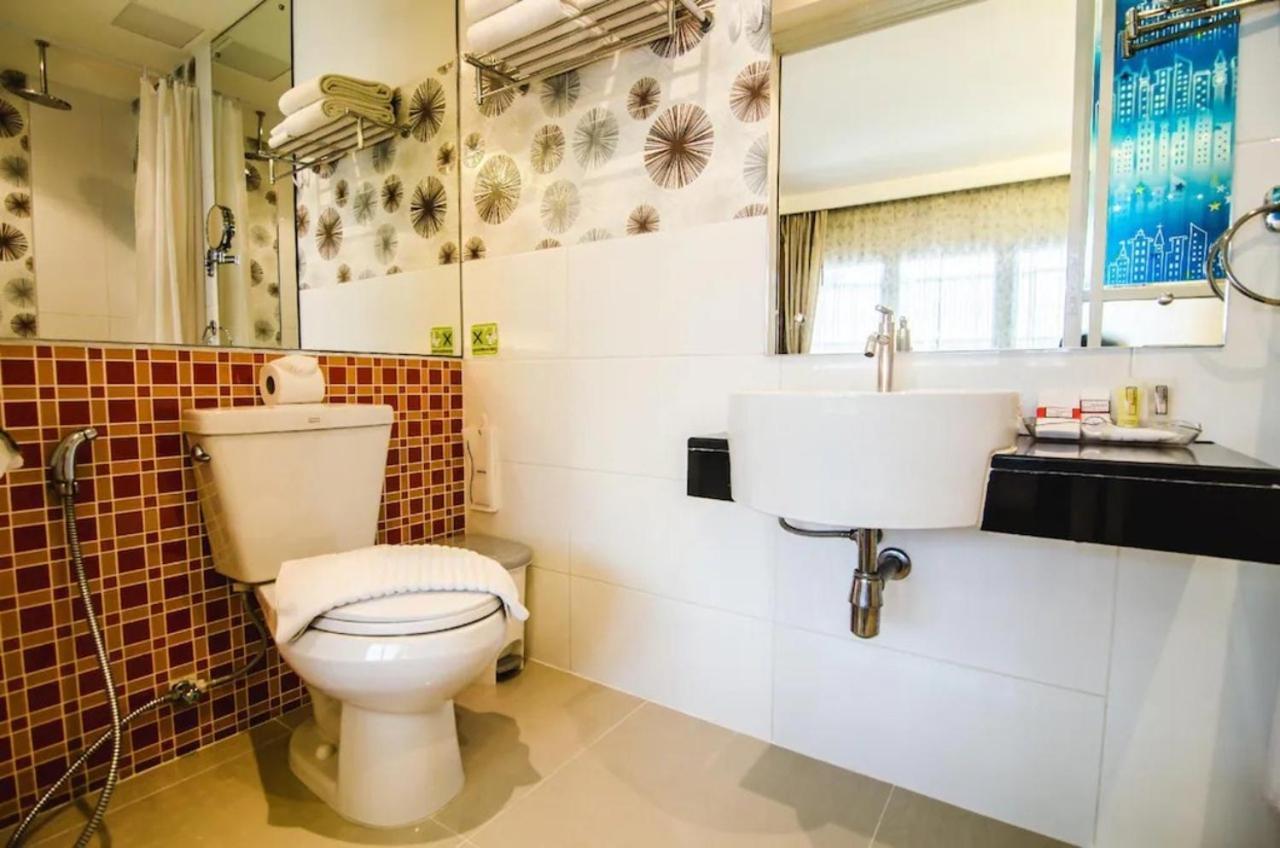 Patong Terrace Hotel Eksteriør bilde