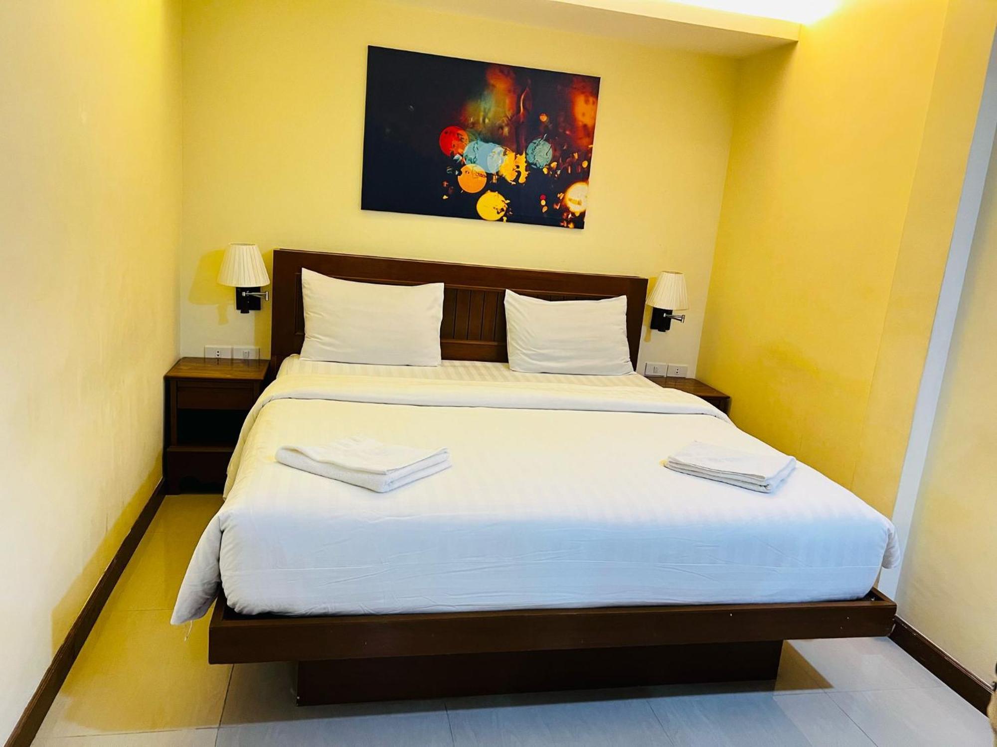 Patong Terrace Hotel Eksteriør bilde
